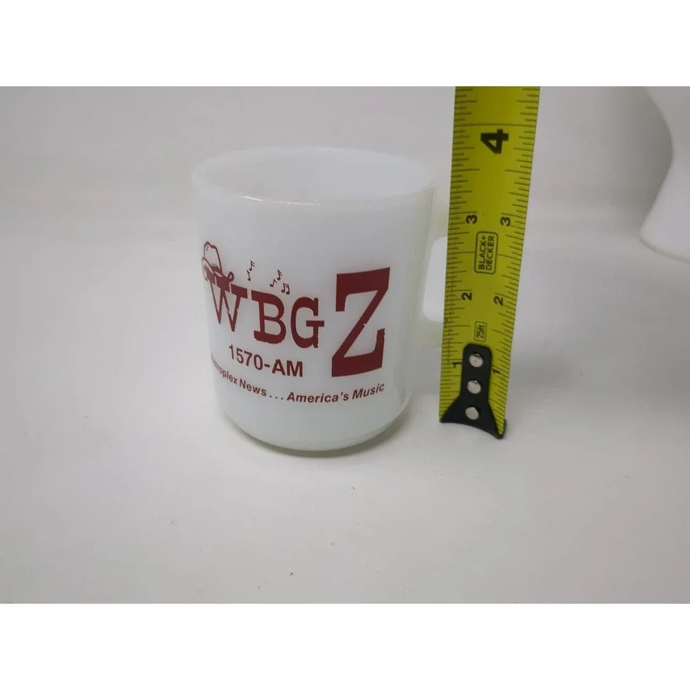 WBGZ Alton Illinois‎ Radio Station Talk Advertising Galaxy Milk Glass Mug VTG